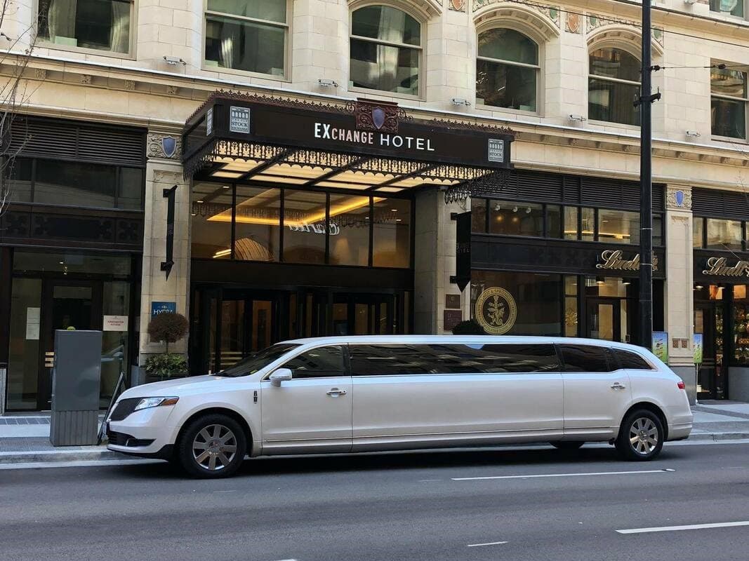 Book Your Vancouver Chauffeur Service for Stress-Free Travel