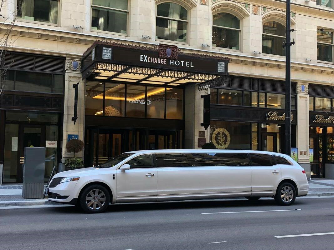 Book Your Vancouver Chauffeur Service for Stress-Free Travel